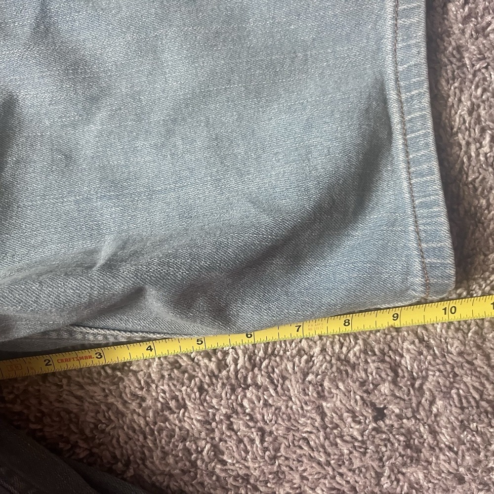 D & Co Women's Size 8 Bermuda Shorts Denim Blue Jean Summer Shorts - Picture 6 of 7